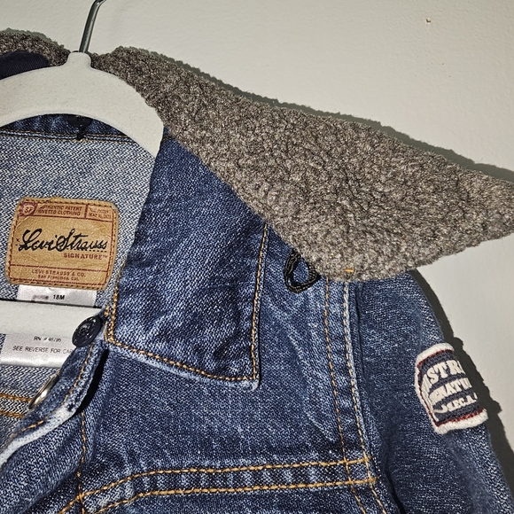 Levi's | (18 mos) | Vintage Jean Jacket/Denim Trucker Jacket with Sherpa Collar - Picture 11 of 11